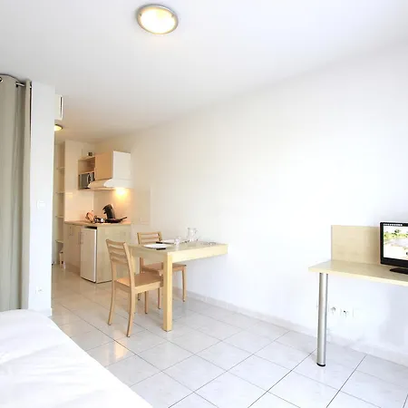 Apart Otel Academie Residence Vendargues