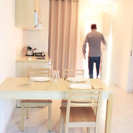 Academie Residence Apart Otel