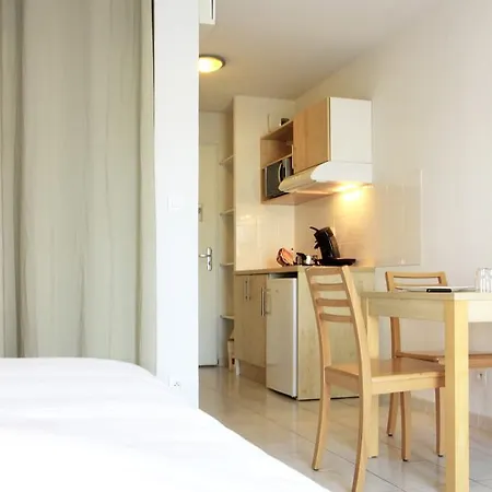 Academie Residence Apart Otel Vendargues